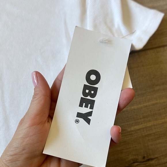Obey ribbed White Tee with Brown Logo - Picture 3 of 5